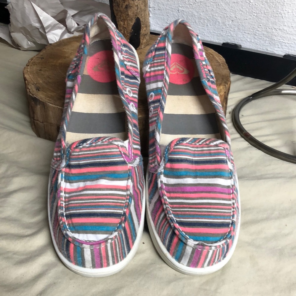 ROXY YOUTH‎ SLIP ON CANVAS TENNIS SHOES SIZE 5